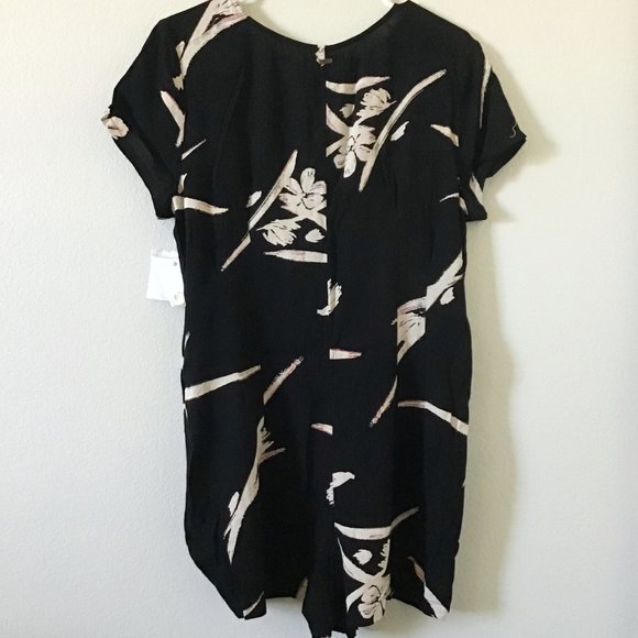 O'Neill Short Sleeve Floral Button Down Romper - Picture 6 of 16